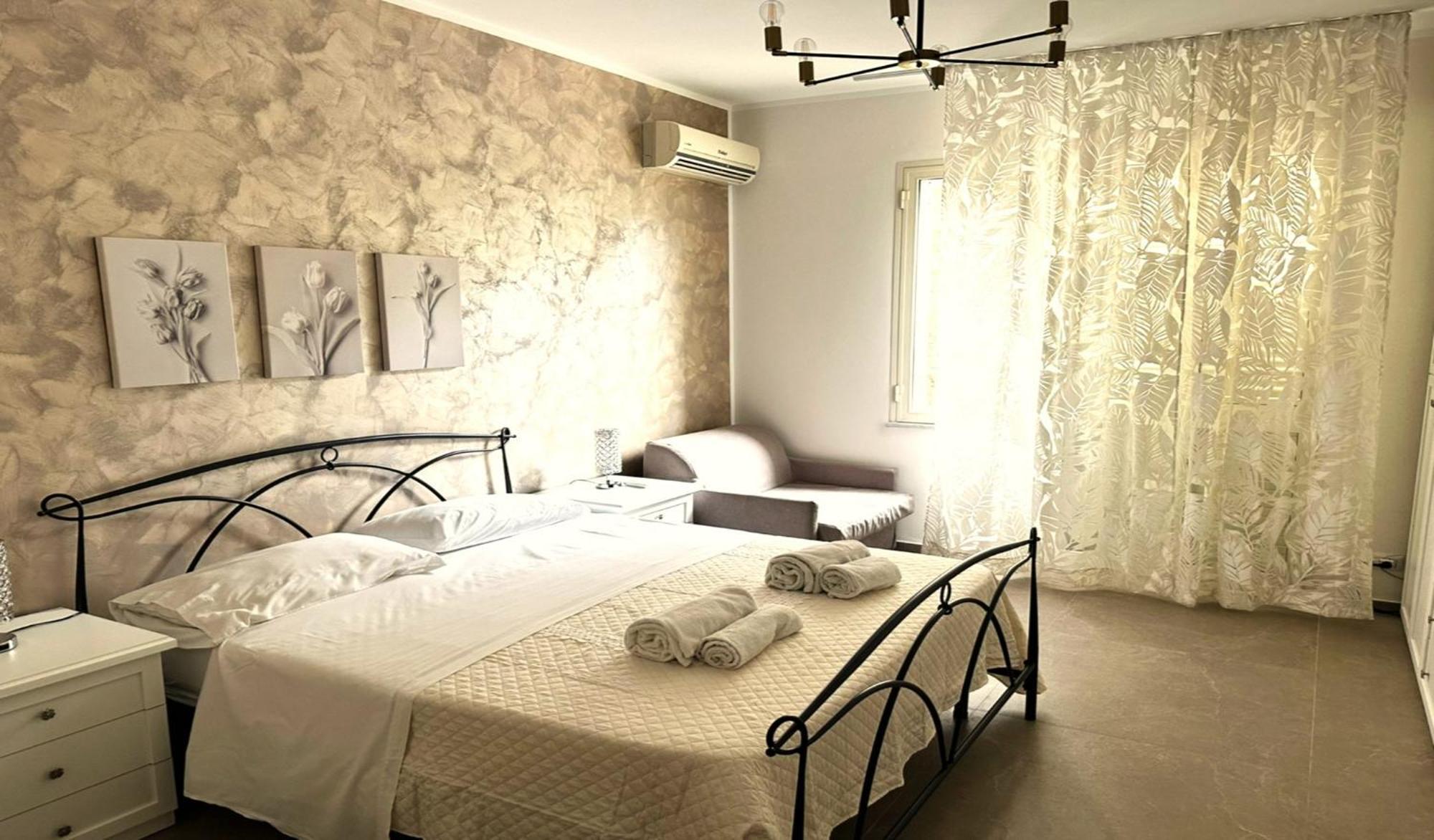 Ch Exclusive Apartments Чефалу Екстер'єр фото